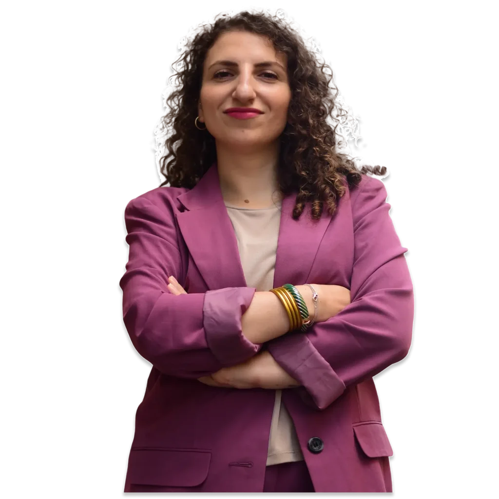 femme confiante plafond de verre - Marina Movsisian experte leadership féminin